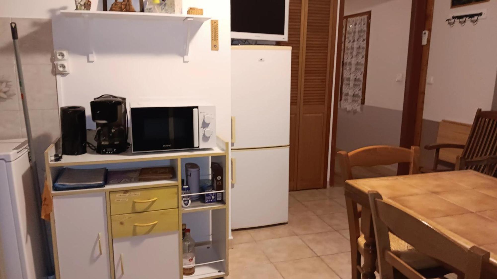 Gite La Lanterne Transition Ecologique Avec Borne De Recharge 7Kw Site Sous Video Protection Nalzen Bagian luar foto